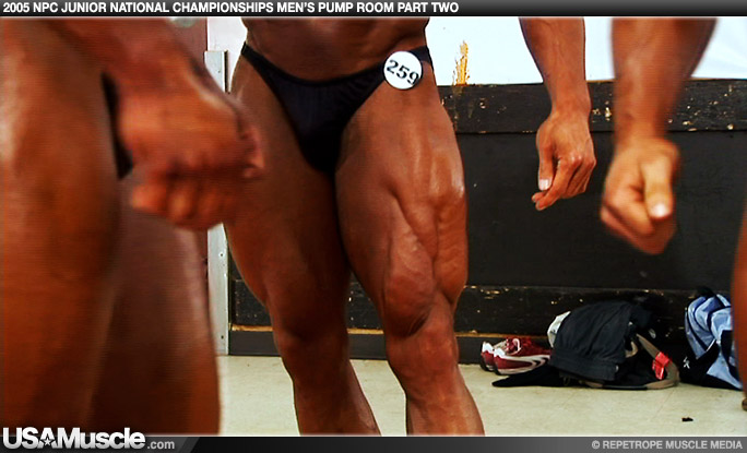 Photo of Joe Thomas – Oct 4, 2005 (Slide 7 of 8)