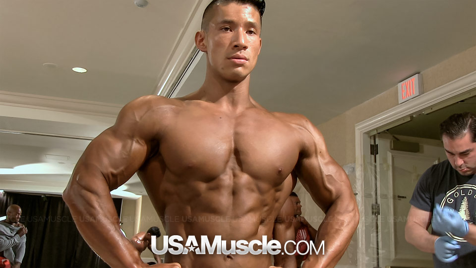 2015 IFBB PBW Tampa Pro Men’s Physique Pump Room