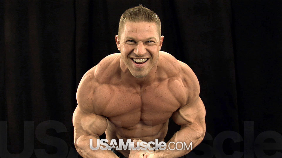2012 NPC Nationals Men’s Bodybuilding Backstage Posing Part 3