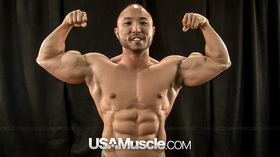 2014 NPC Nationals Men’s Bodybuilding Backstage Posing Part 1
